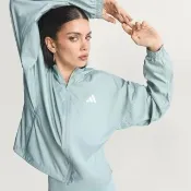 【adidas 愛迪達】Hyg Windy 女 連帽外套 防水 運動外套 防風 綠 白 亞版(KC7654)