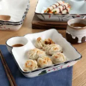 銀聯網日用品生活館 一人食餐具分格日式餃子盤帶醋碟創意陶瓷盤子早餐分格菜盤家用菜