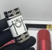 Cartier打火機附原裝盒！說明書！幸運草黑白純銀色！二手品、極新！非Zippo、Dunhill、Dupont
