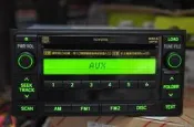 (松鼠的天堂 ) TOYOTA YARIS CAMRY ALTIS 原廠音響改裝音響AUX IN