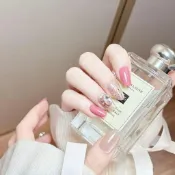 Atelier Nails 甲藝工坊｜粉霧星璨豆沙粉純色碎鑽貓眼半手工穿戴甲輕奢溫柔顯白美甲片909
