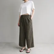MANIFEST 正韓薄涼感小碎花寬褲 豹紋 小花寬褲 九分褲 韓國女裝 渡假風 休閒個性 涼爽 涼感 新品