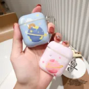 協貿國際日用品生活4館 情侶星球小熊兔子AirPods保護套蘋果藍牙無線耳機殼新款aripodsPRO3軟硅膠防丟繩AirPodsPro全包充電盒1代2代