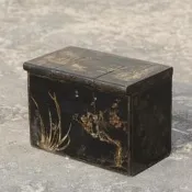 老木胎描真金漆器收納箱長31.5cm    寬18cm    高22.5cm重3820克BW126261200