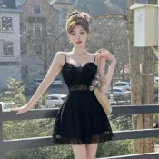 蕾絲印花吊帶收腰大擺連身裙 氣質顯瘦收腰長洋裝女