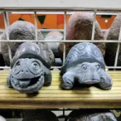 中古陳石雕龜迷你龜可愛龜石龜納福長壽吉祥鎮宅平安招財龜 裝置藝術工藝擺件咖啡民宿收藏觀賞擺飾影視拍攝道具1隻3000讓藏