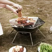 東升精品館 戶外燒烤爐露營烤肉便攜不銹鋼折疊烤網烤架木炭柴火爐烽火臺