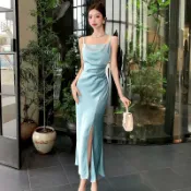 【衣隅Yiyu】3色可選 溫柔風藍色肩帶緞面魚尾裙夏 褶皺顯瘦遮肉吊帶連身裙 氣質約會洋裝