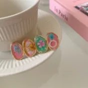 Miss Si【現貨速發】森系仙美乾燥花側邊夾 高級感前額瀏海夾 精緻 森系 頭飾髮夾 氣質邊夾一字夾 金邊髮夾
