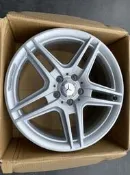 賓士正AMG18吋前後配鋁圈 前8*et48 後8.5*et54 很新無傷 w203 w204 w205 w212