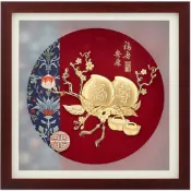 開運陶源雅鑑鑫品 【典雅系列-福壽安康】 壽桃 純金箔畫 30 x30 cm ~可掛於牆壁，後有腳架，也可以立在桌上