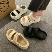 (店+)拖鞋夾腳拖靜音厚底輕量防水一字拖外穿出門沙灘情侶拖鞋海灘度假防滑止滑浴廁大尺碼居家室內踩屎感增高EVA軟厚底增高涼鞋女外穿夏季女士時尚松糕底踩屎感雙帶涼拖鞋女