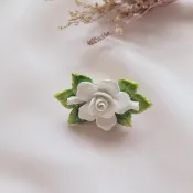 美國西洋古董飾品/英國England白玫瑰骨瓷ARTONE BONE CHINA胸針