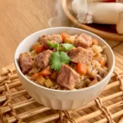 【米大師】大甲芋頭油飯 220g (加熱即食 露營 古早味 微波即食 香Q糯米 冷凍賣場)