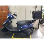 (店+)((新北新莊箱架屋)) SYM GT125 實心箱架 免拆扶手 貨架 箱架 漢堡架 gt 125 後架 + 途者 36 黑 鋁箱 附白鐵不鏽鋼快拆底板 + 靠背 組合 直上