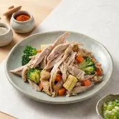 【日日鮮】清爽鹹水雞肉蔬菜盒*1包組 (200g±10%) 清爽低負擔 營養均衡 日常首選 低脂飲食