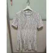  ⁠【極新二手】SEOUL MATE 首爾妹 正韓風潑墨小碎花連身洋裝 V領高腰顯瘦蛋糕裙 A字短袖洋裝 M號 白底黑碎花