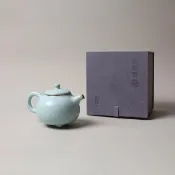 【LohasPottery 陸寶】汝窯三足壺-汝窯天青色(汝窯藏器 泡茶壺 茶具 精緻禮盒)