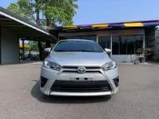 2015年 TOYOTA YARIS  銀 1.5 倒車雷達/ABS/BAS/EBD/電動後視鏡/後霧燈/三環式儀表板