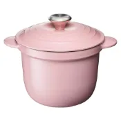 (店+)【Le Creuset】萬用窈窕鑄鐵鍋 18cm 2L 雪紡粉{電磁爐 IH爐可用}湯鍋燉鍋炒鍋 入厝禮