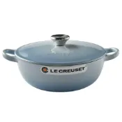 (店+)【Le Creuset】媽咪鑄鐵鍋 22cm 2.6L 海岸藍 法國製 媽咪鍋{電磁爐 IH爐可用}湯鍋燉鍋炒鍋 入厝禮