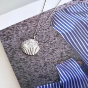 御木本MIKIMOTO 925純銀立體扇貝 5mm Akoya 珍珠項鏈 海洋送禮
