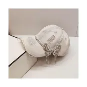 (店+)【生活首選】米灰刺繡棒球帽女磨毛破洞立體蝴蝶水鑽輕奢名媛顯臉小防曬鴨舌帽