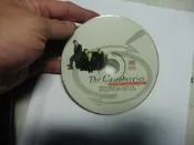 D37 裸片 《The Cranberries》｜小紅莓樂團◎演唱｜另類搖滾・空靈女聲・90年代經典  1️⃣ 2002