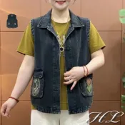 HL中大尺碼【25071089】美感翻領雙口袋刺繡牛仔單寧背心外套 1色