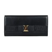 【Salvatore Ferragamo】SALVATORE FERRAGAMO VARA草寫LOGO釦式10卡蝴蝶結牛皮長夾(黑)