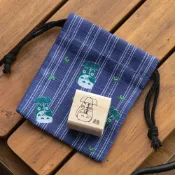 真愛日本 宮崎駿 吉卜力 龍貓 龍貓撐傘青蛙 日本製 天然木印章 和風袋 印章 束口袋 禮物袋 糖果袋