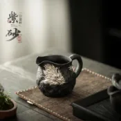🔥🔥店長推薦/臺灣暢銷🔥🔥復古紫砂公道杯手工龍紋描銀茶海功夫茶具分茶器家用高端茶道配件