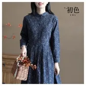 【初色】森林系復古碎花寬鬆休閒百搭娃娃領長袖連身裙洋裝-藏藍色-32648(M-2XL可選)