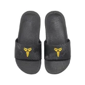Nike 涼拖鞋 Kobe Kawa Slide GS/PS 中大童 黑黃 曼巴 蛇紋 IF2871-003 [ACS]