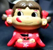 不二家 牛奶妹 Peko Poko 明治娃娃 存錢筒 撲滿 玩具公仔 